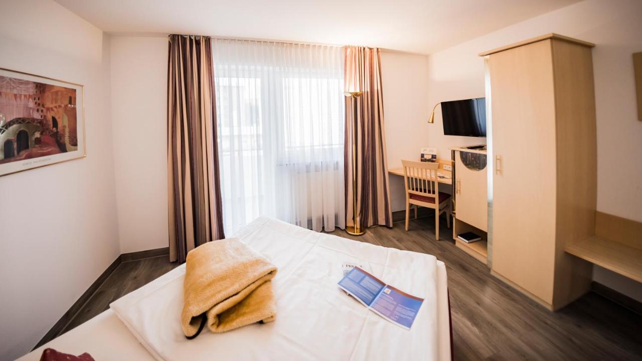 City-Hotel Garni Neu-Ulm Εξωτερικό φωτογραφία